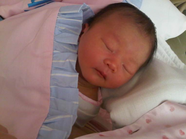 Aimee's 2-days Old :D